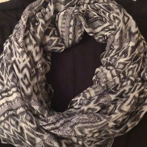patterned infinity scarf